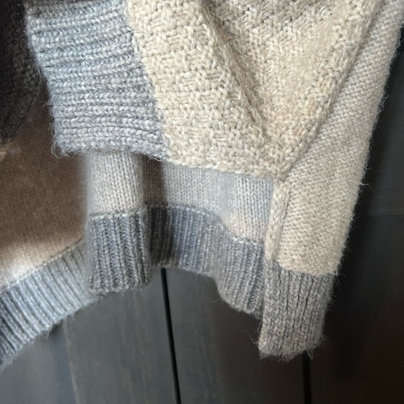 Loft Dolman Patchwork oversized Sweater Tunic in Gray and Beige (Size X-Small) - Picture 5 of 7